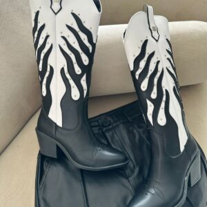 BOTA NAIROBI BLANCO Y NEGRO