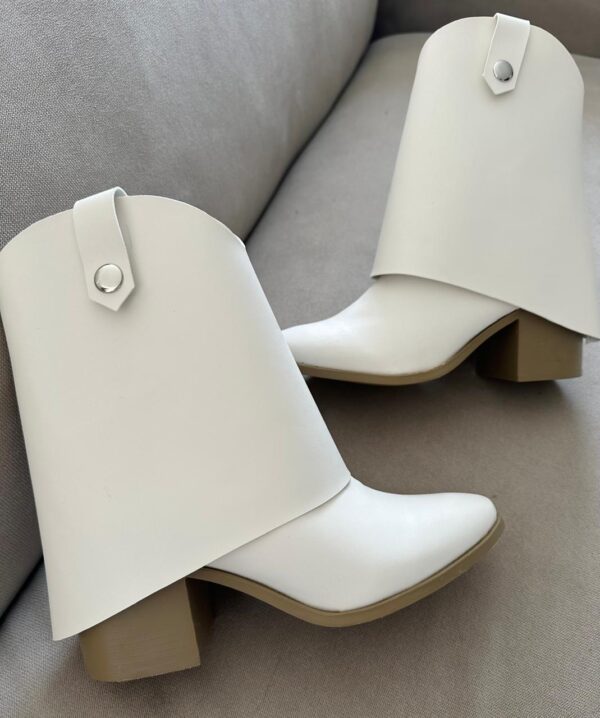 BOTA  CAPA ARIA WHITE - Imagen 3