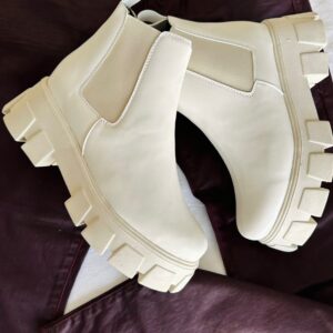 BOTIN LATTE GIGI