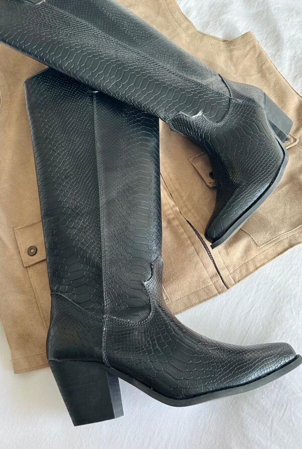 BOTA DAYA NEGRA - Imagen 2