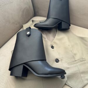 BOTA CAPA ARIA NEGRA